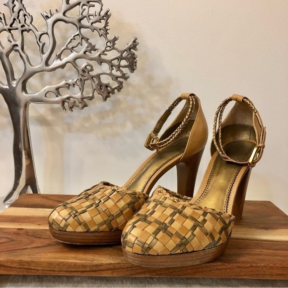 J Vincent Woven Leather Platform Heels - Picture 2 of 12